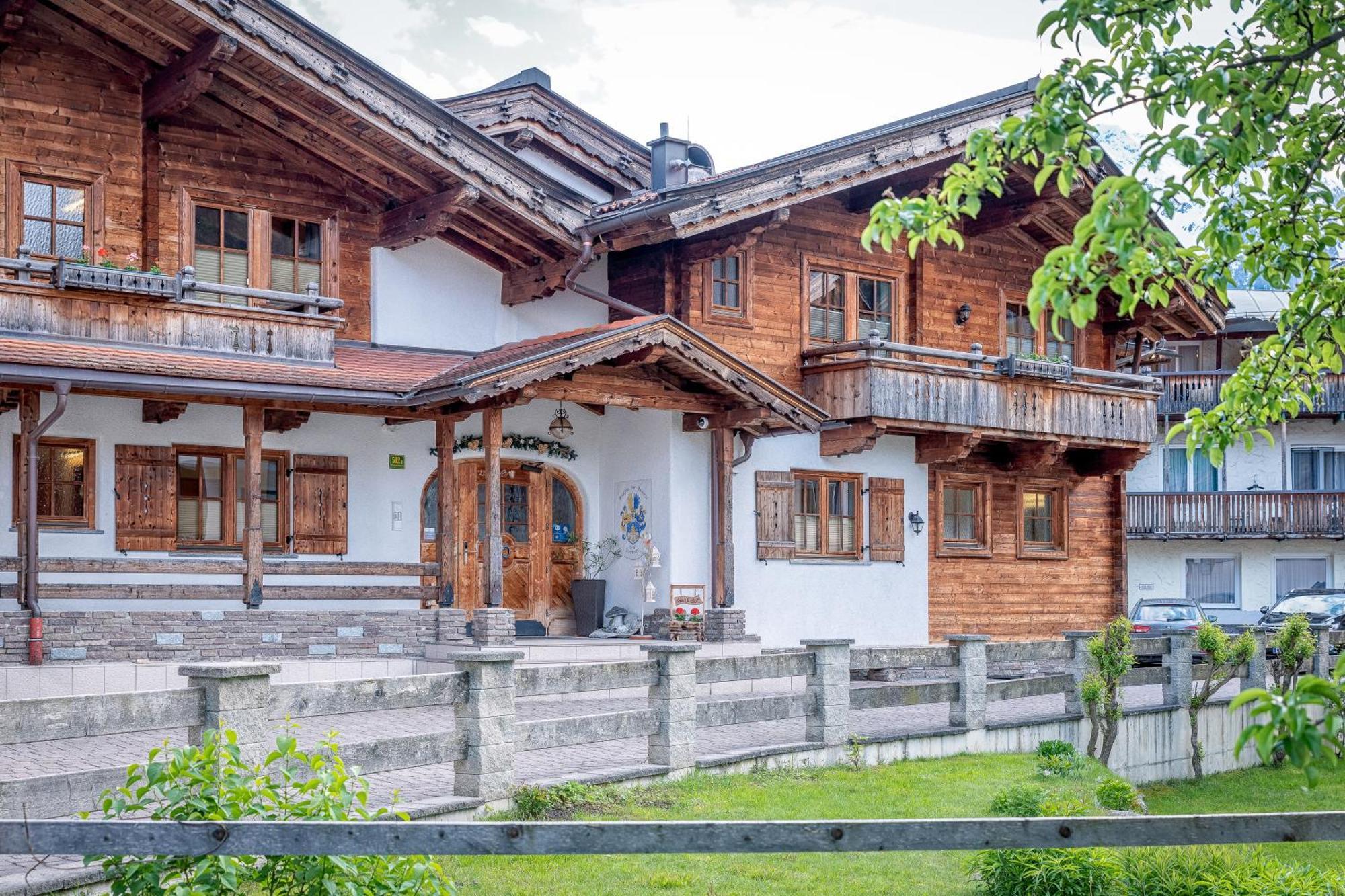 Apartamento Alpenliving Mayrhofen Exterior foto